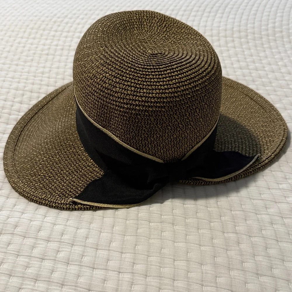Elegant Brown and Black Women's Sun Hat - Picture 2 of 4